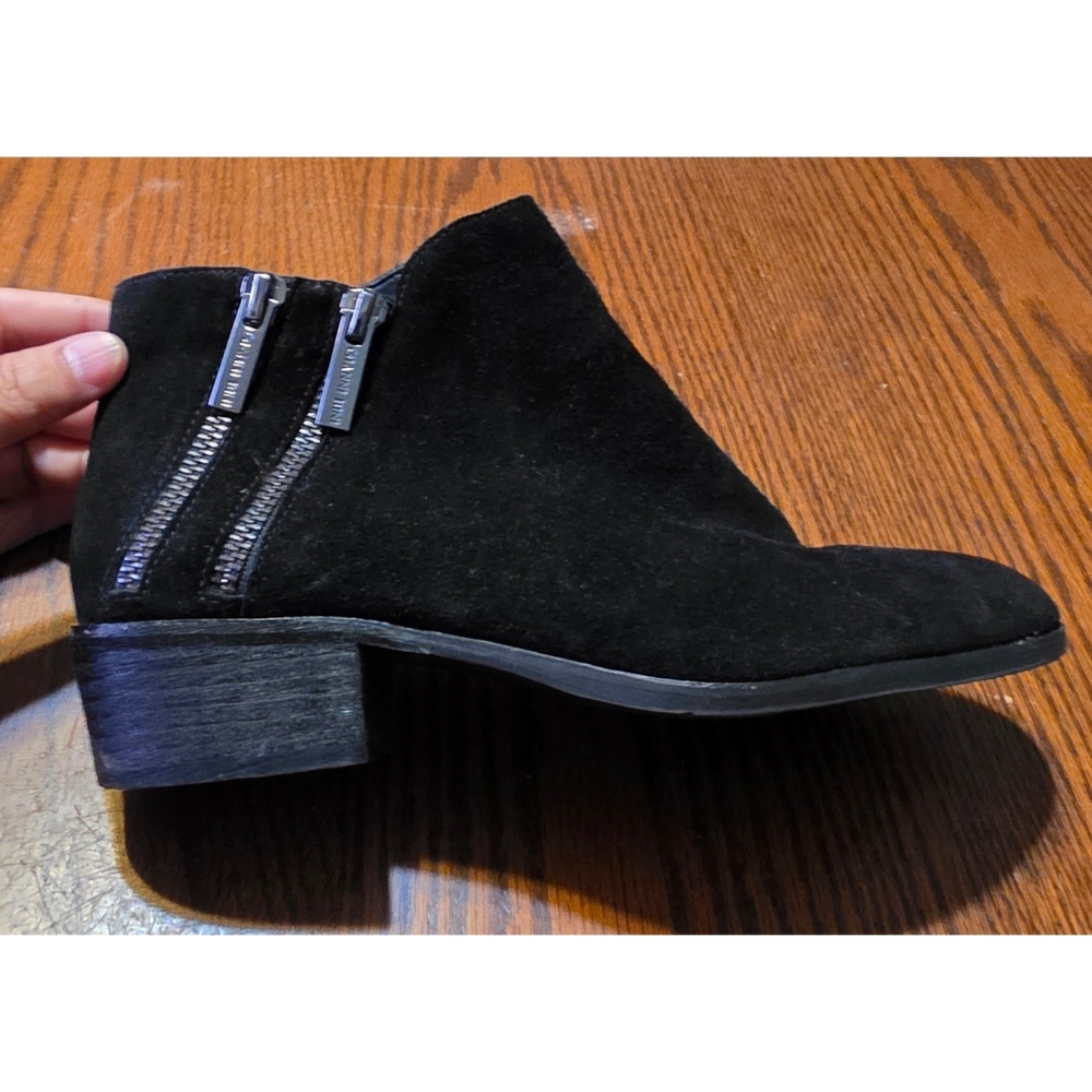 Gianni Binni Suede Double Zipper Ankle Booties Black Size 7.5
